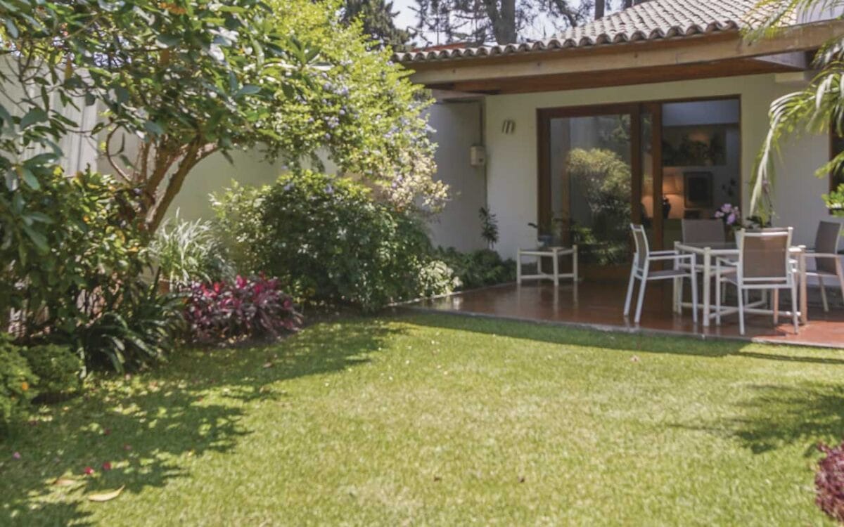 Jardines pequeños en Cubelles: ideas para aprovechar cada rincón | Blog Jardivida