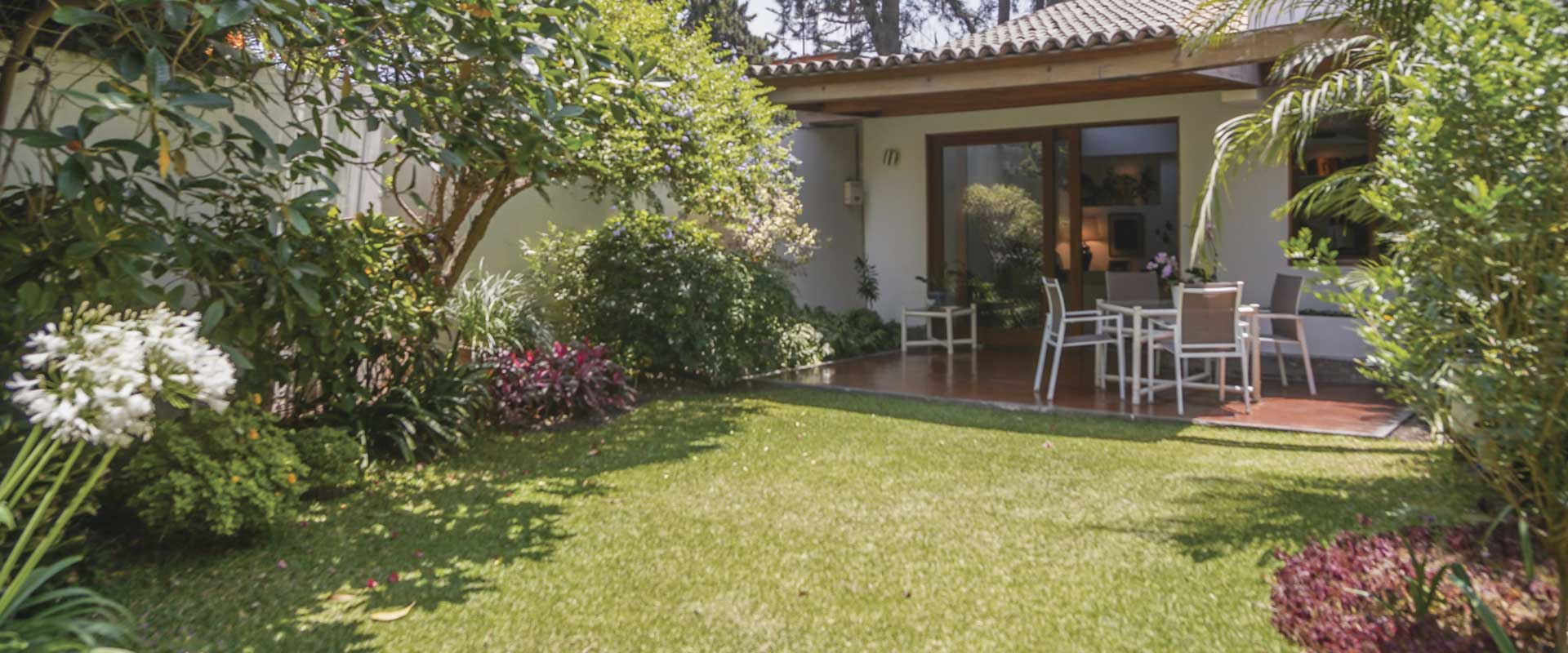 Jardines pequeños en Cubelles 1 Jardines pequeños en Cubelles: ideas para aprovechar cada rincón | Blog Jardivida