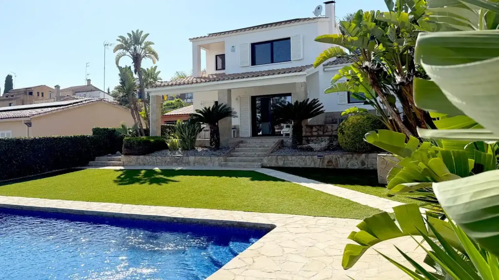 Mantenimiento de jardines y piscinas – Jardívida