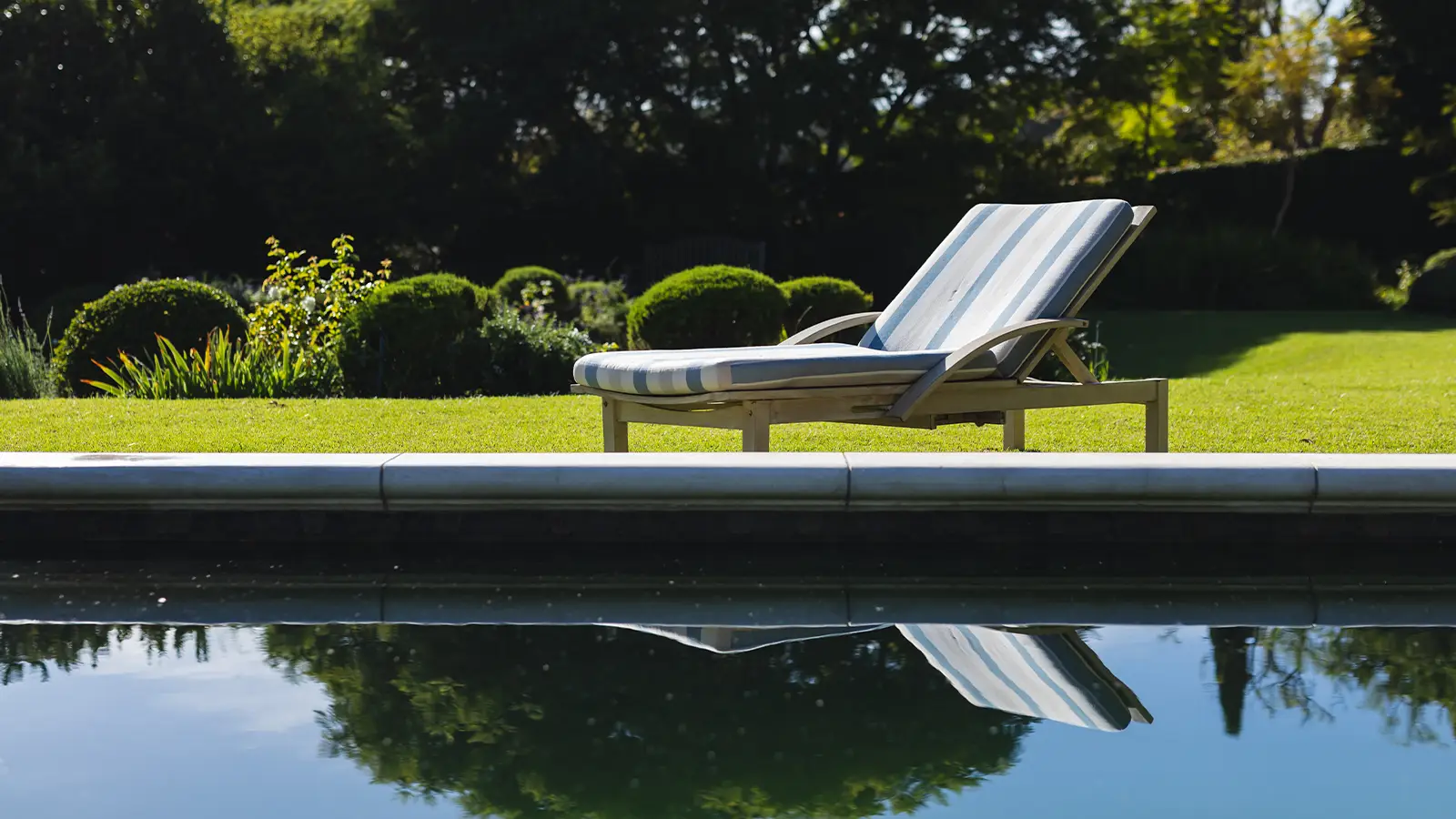 Mantenimiento profesional de piscinas en Segur de Calafell