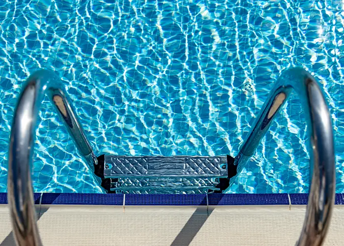 Mantenimiento de piscinas Mantenimiento de piscinas