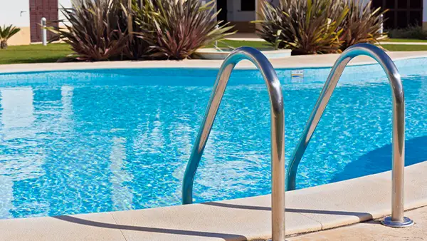 Inicio Mantenimiento de jardines y piscinas en Cubelles – Jardívida