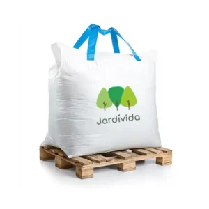 Big Bag de 1m³ de Tierra Vegetal Preparada Premium para jardín y huerto, enriquecida con materia orgánica y garbillada.
