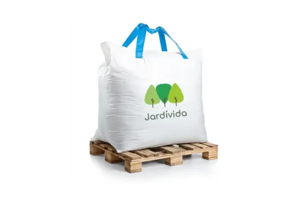 Big Bag de 1m³ de Tierra Vegetal Preparada Premium Big Bag de 1m³ de Tierra Vegetal Preparada Premium para jardín y huerto, enriquecida con materia orgánica y garbillada.